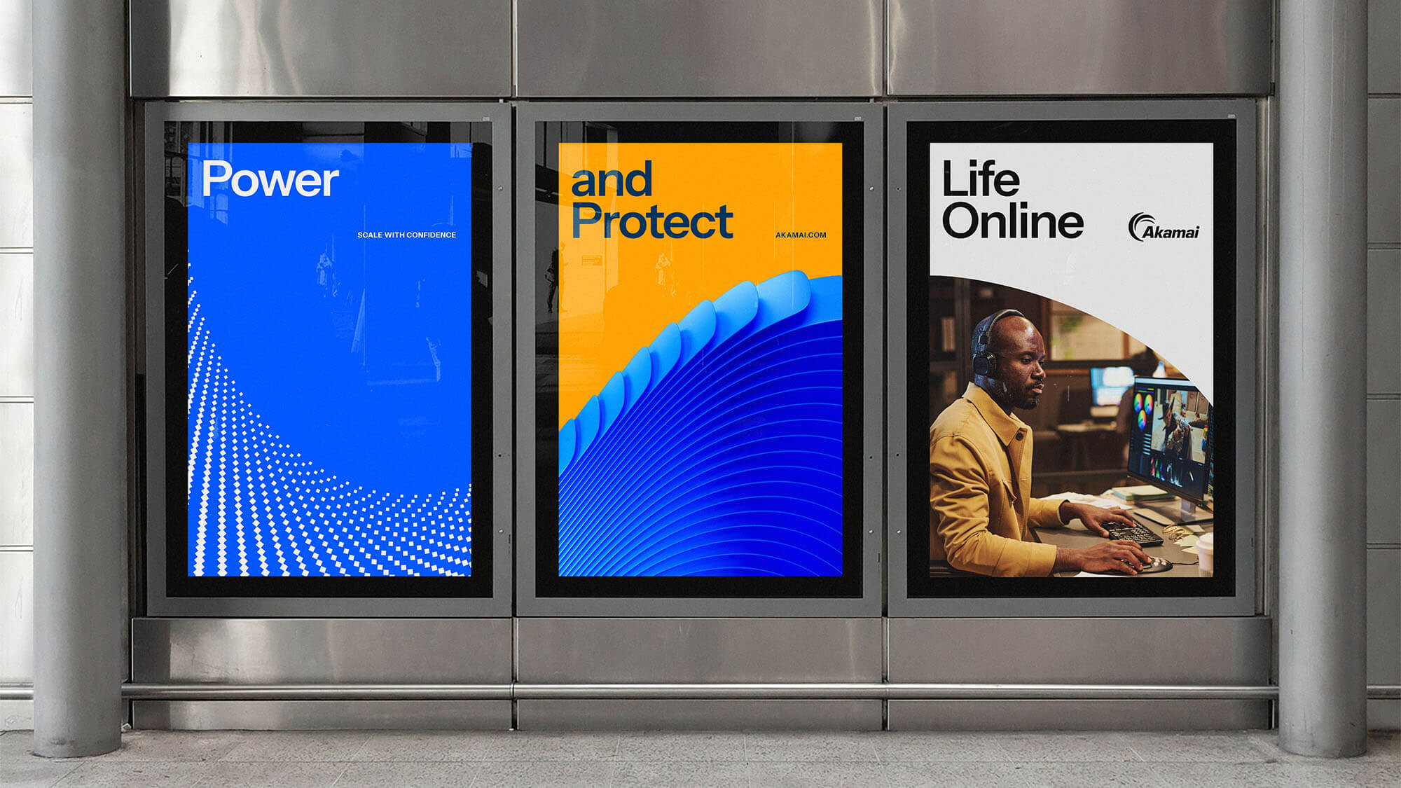 Akamai_OOH-3-Posters-Mockup-WEB-1